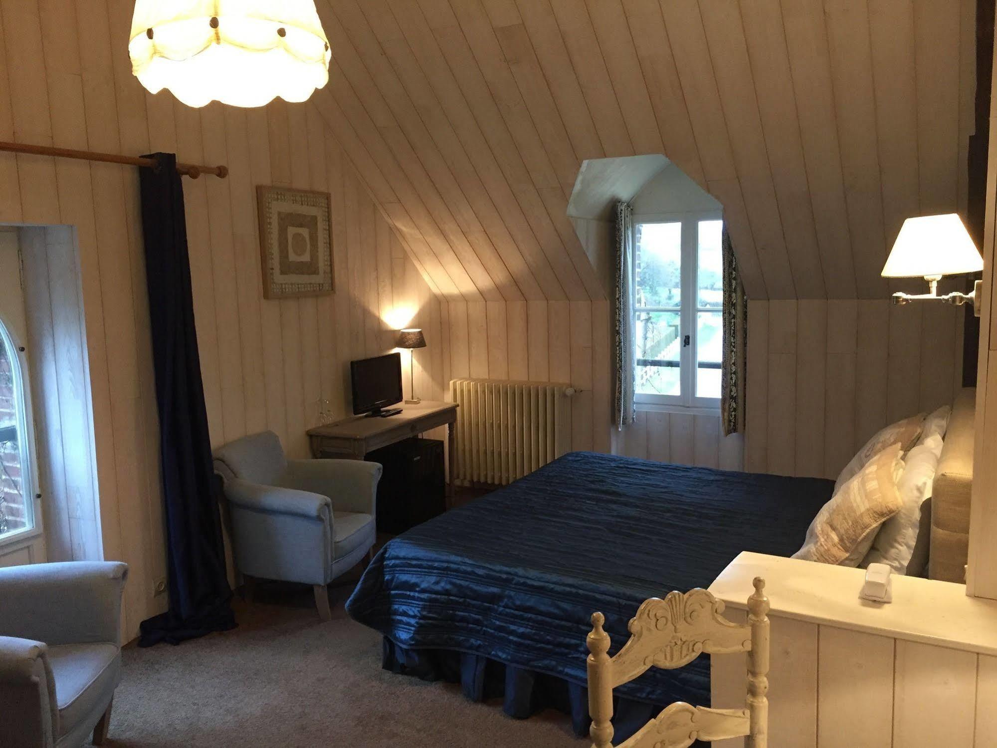 Moulin De Villeray Hotel Condeau Екстериор снимка