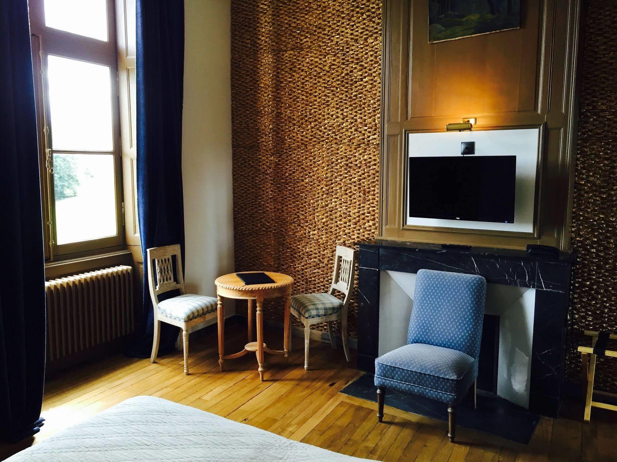 Moulin De Villeray Hotel Condeau Екстериор снимка
