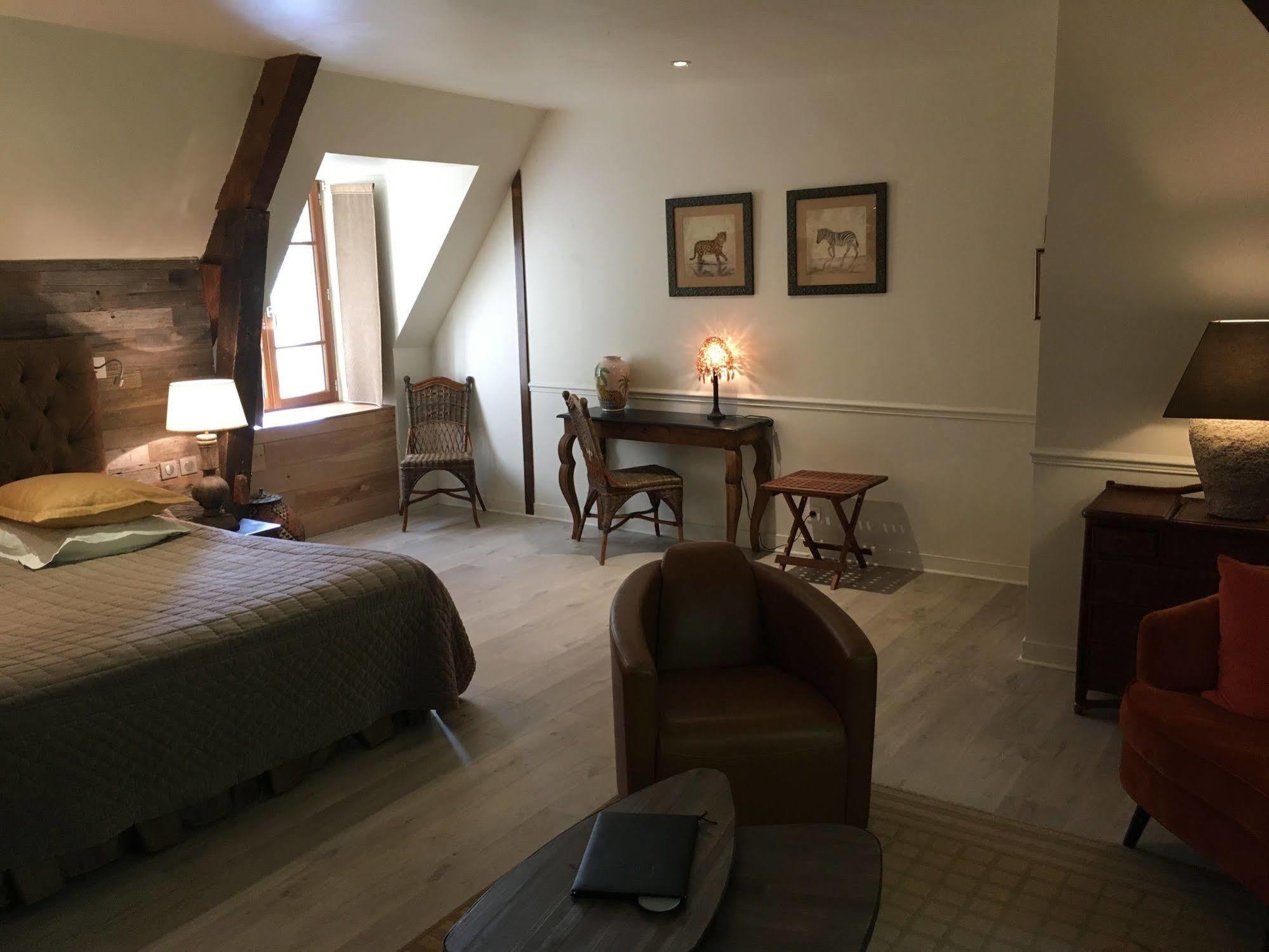 Moulin De Villeray Hotel Condeau Екстериор снимка